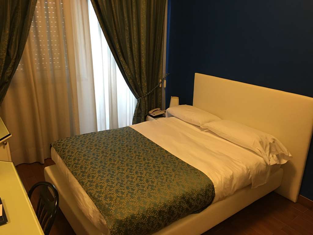 Grande Albergo Ποτέντσα Δωμάτιο φωτογραφία