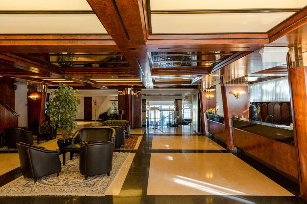 Grande Albergo Ποτέντσα Εξωτερικό φωτογραφία