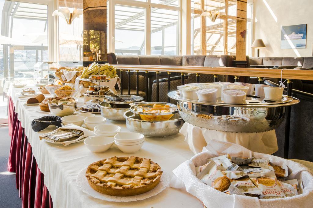 Grande Albergo Ποτέντσα Εξωτερικό φωτογραφία